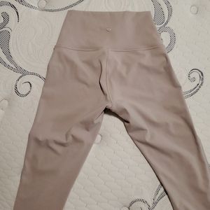 Lululemon wunder unders